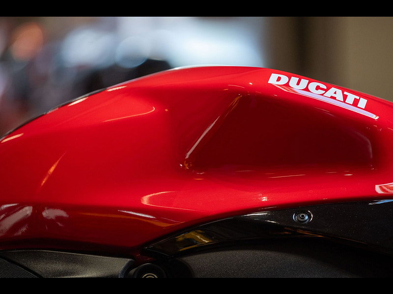 DUCATI Panigale V2 *Just 403 Miles From New* 0dr Manual 2026