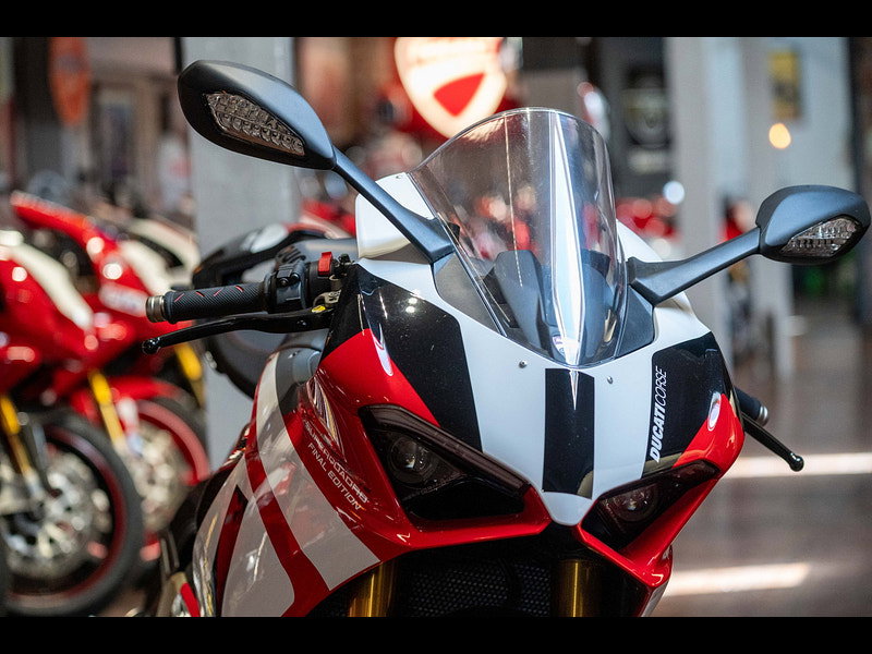 DUCATI Panigale V2 Final Edition *Low Mileage - Stunning*   0dr Manual 2026