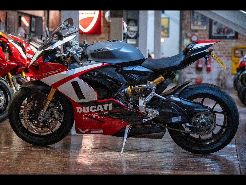 DUCATI Panigale V2 Final Edition *Low Mileage - Stunning*   0dr Manual 2026