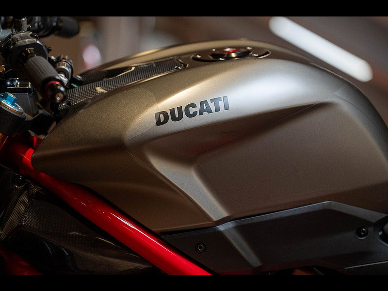 DUCATI Streetfighter 1100 *1098 S - Unbelievable Specification* 0dr  2026