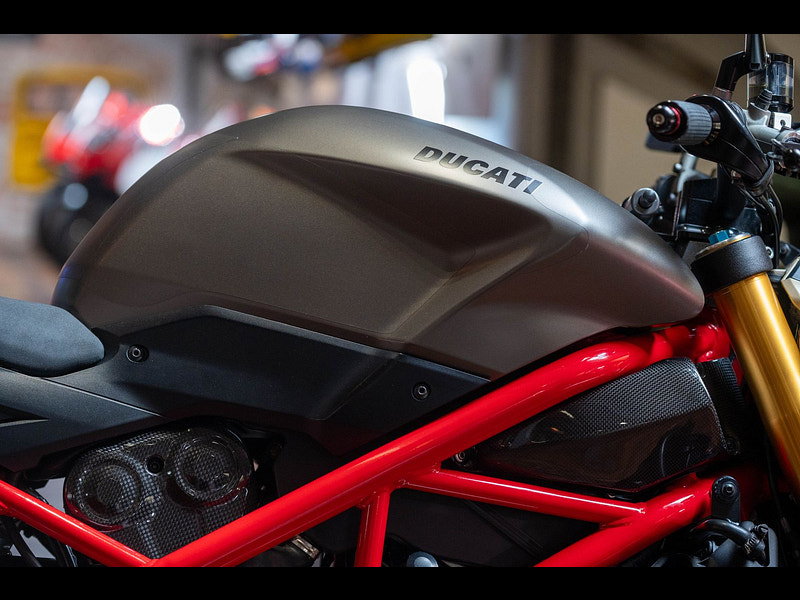 DUCATI Streetfighter 1100 *1098 S - Unbelievable Specification* 0dr  2026