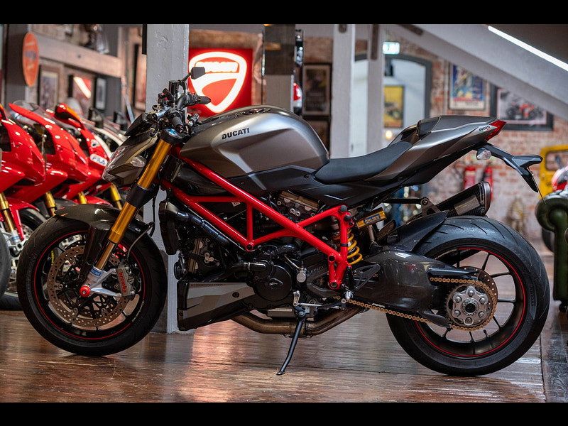 DUCATI Streetfighter 1100 *1098 S - Unbelievable Specification* 0dr  2026