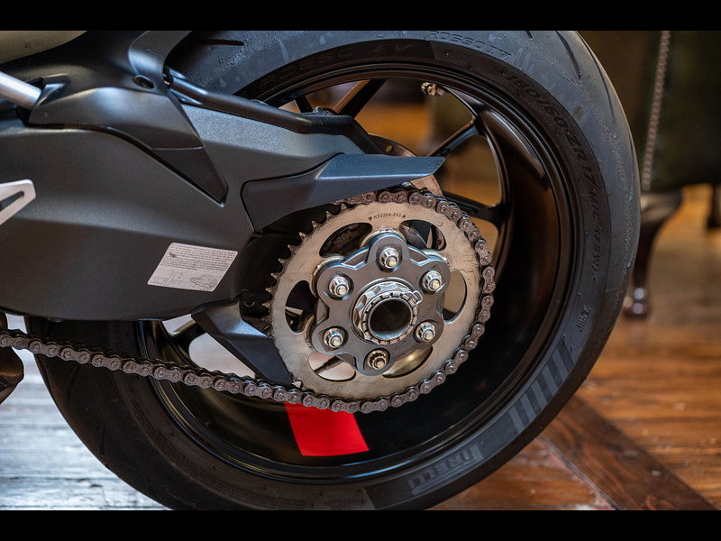 DUCATI Streetfighter V2 *Storm Green - One Owner* 0dr Manual 2026