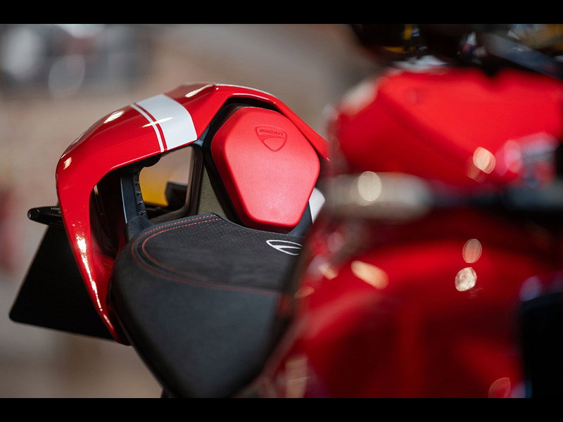 DUCATI Streetfighter V4S *Lots Of Upgrades - 1 Former Keeper* 0dr Manual 2026