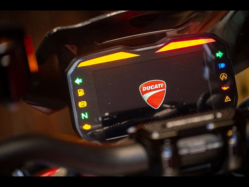 DUCATI Streetfighter V4S *Lots Of Upgrades - 1 Former Keeper* 0dr Manual 2026