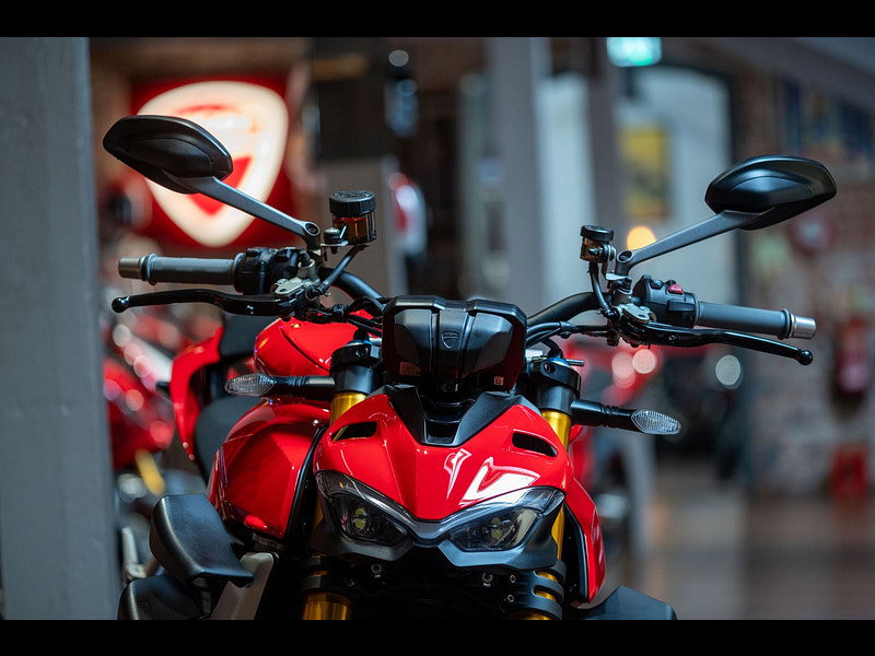 DUCATI Streetfighter V4S *Lots Of Upgrades - Low Miles*  0dr Manual 2026
