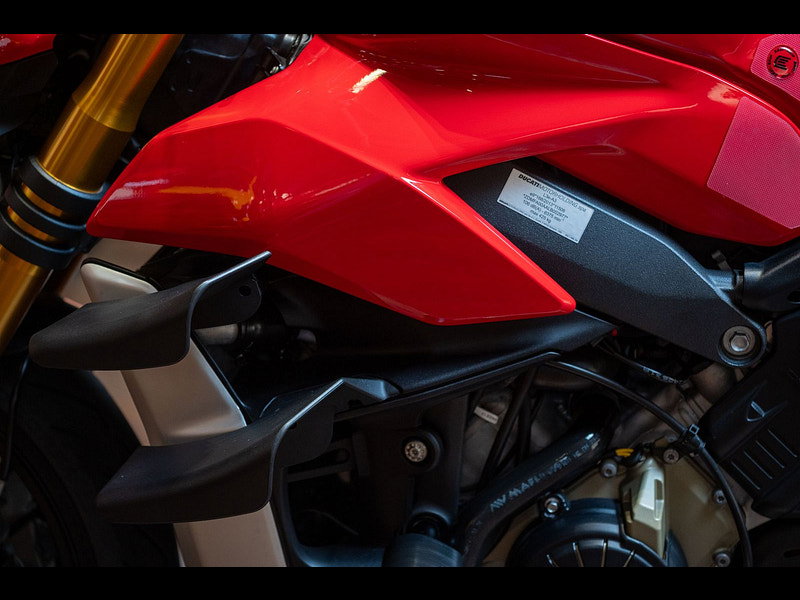 DUCATI Streetfighter V4S *Lots Of Upgrades - Low Miles*  0dr Manual 2026