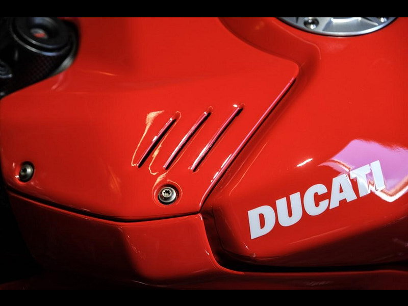 DUCATI Superleggera v4 V4 Superleggera Only 993 Miles 0dr Manual 2026