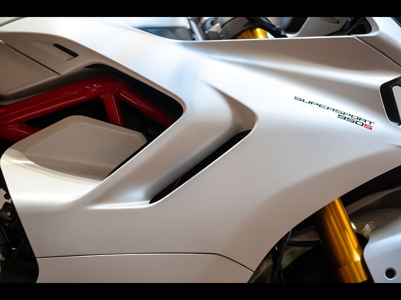 DUCATI Supersport S *1 Former Keeper - Low Mileage* 0dr Manual 2026