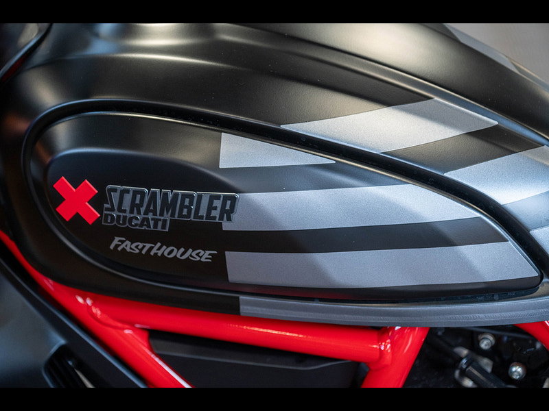 DUCATI Scrambler Desert Sled *Termignoni - Low Mileage* 0dr Manual 2026