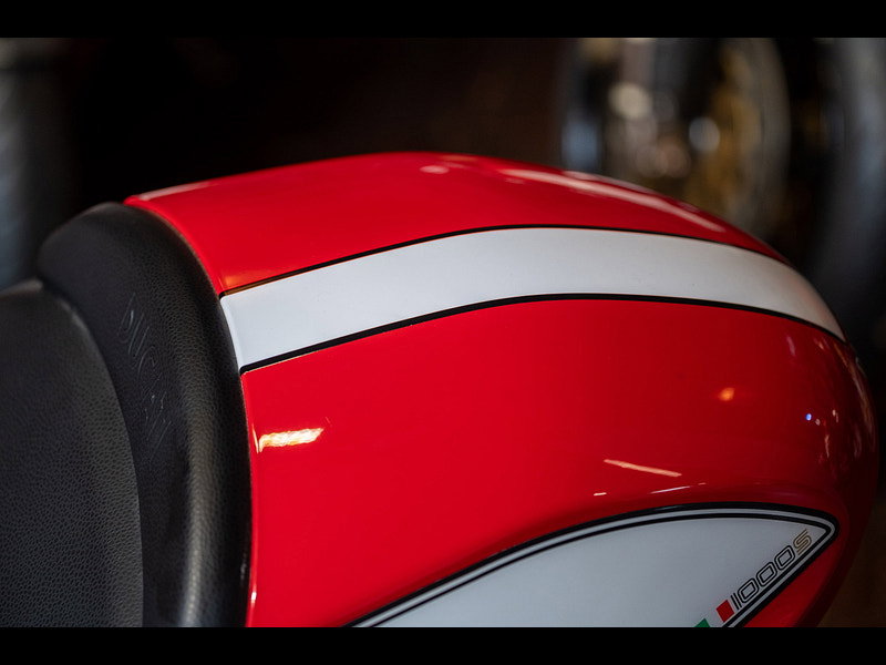DUCATI Sport Classic *Termignoni Exhaust - Just 1,889 Miles* 0dr  2026