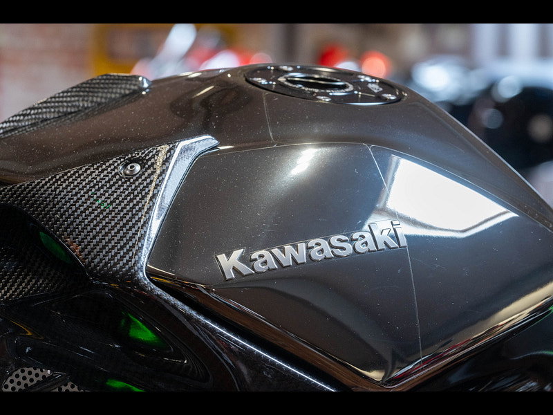 KAWASAKI Ninja H2 1000 Super Sports Petrol Manual (200 ps) 0dr Manual 2026