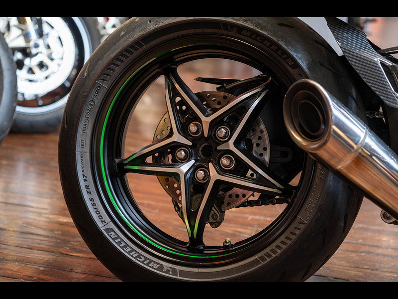 KAWASAKI Ninja H2 1000 Super Sports Petrol Manual (200 ps) 0dr Manual 2026