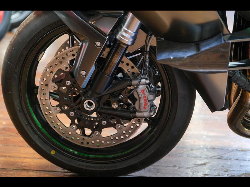 KAWASAKI Ninja H2R Ninja H2R New Old Stock Del Miles 0dr Manual 2026