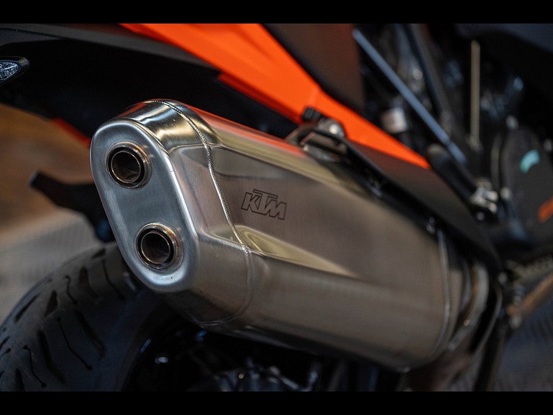 KTM 1290 Super Adventure S 1290 *Top Box - Low Mileage* 0dr Manual 2026