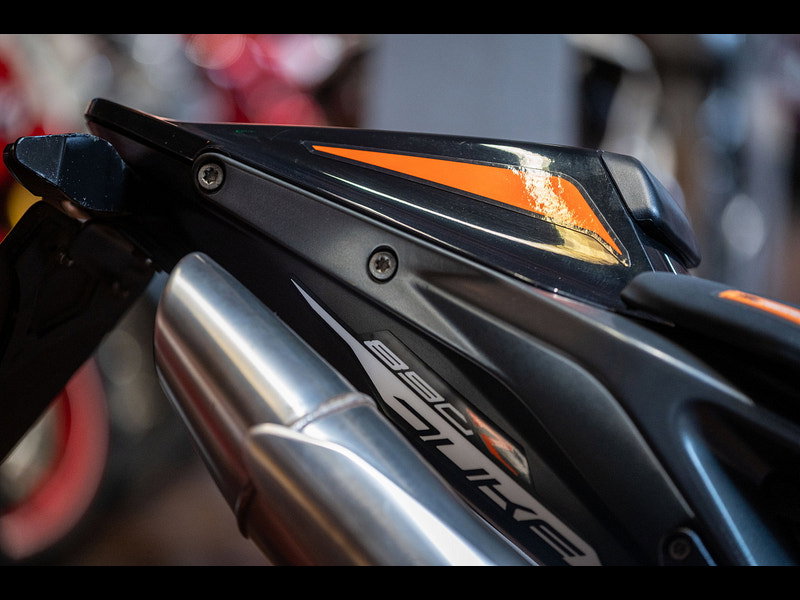 KTM 890 Duke *R Model - Lovely Example* 0dr Manual 2026