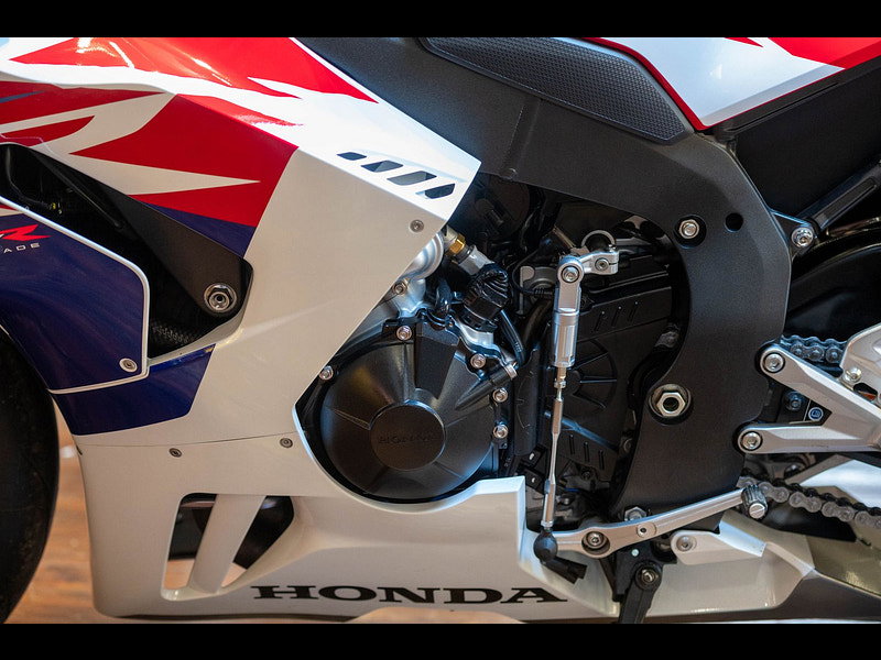 Honda Cbr1000rr fireblade sp *Just 919 Miles From New* 0dr Manual 2026