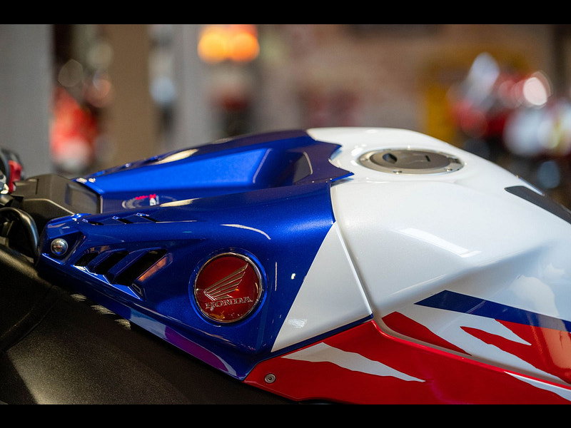 Honda Cbr1000rr fireblade sp *Just 919 Miles From New* 0dr Manual 2026