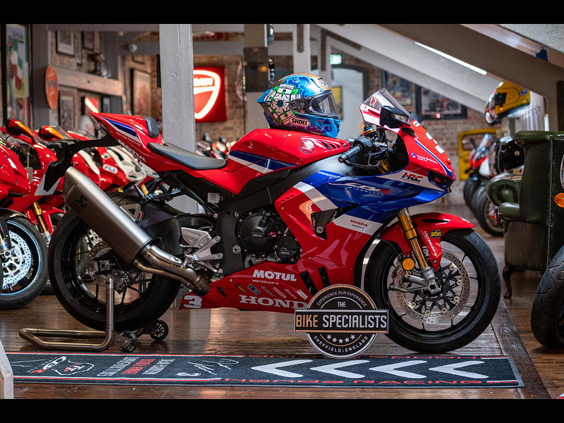 Honda CBR1000RR-R Fireblade SP *Dean Harrison - No 9 of 12 Produced Worldwide* 0dr Manual 2026