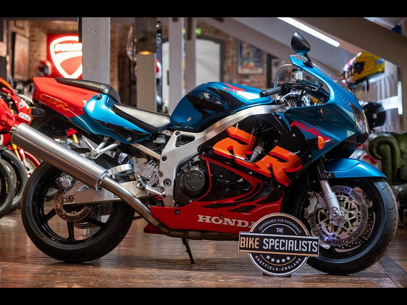 Honda CBR900RR Fireblade *Low Mileage - Low Ownership - Original Example* 0dr  2026