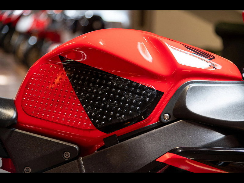 Honda CBR900RR Fireblade *Upgraded Exhaust* 0dr  2026