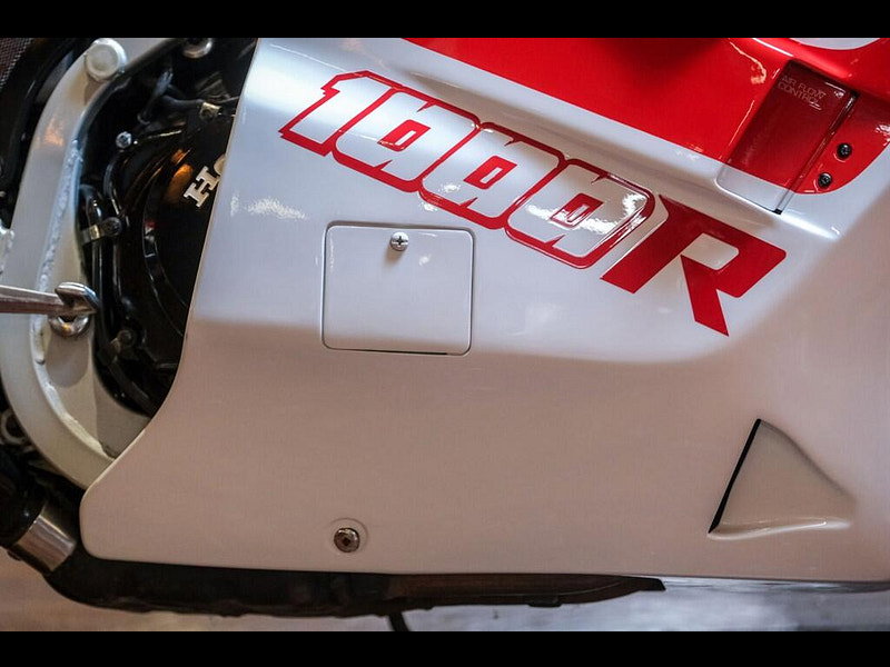 Honda VF1000 VF1000RE Iconic 80's V4 Honda 0dr Manual 2026