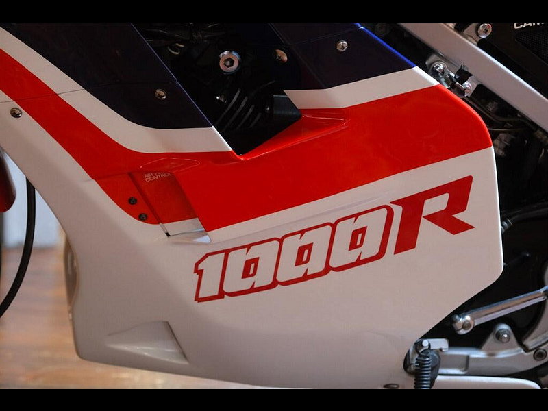 Honda VF1000 VF1000RE Iconic 80's V4 Honda 0dr Manual 2026