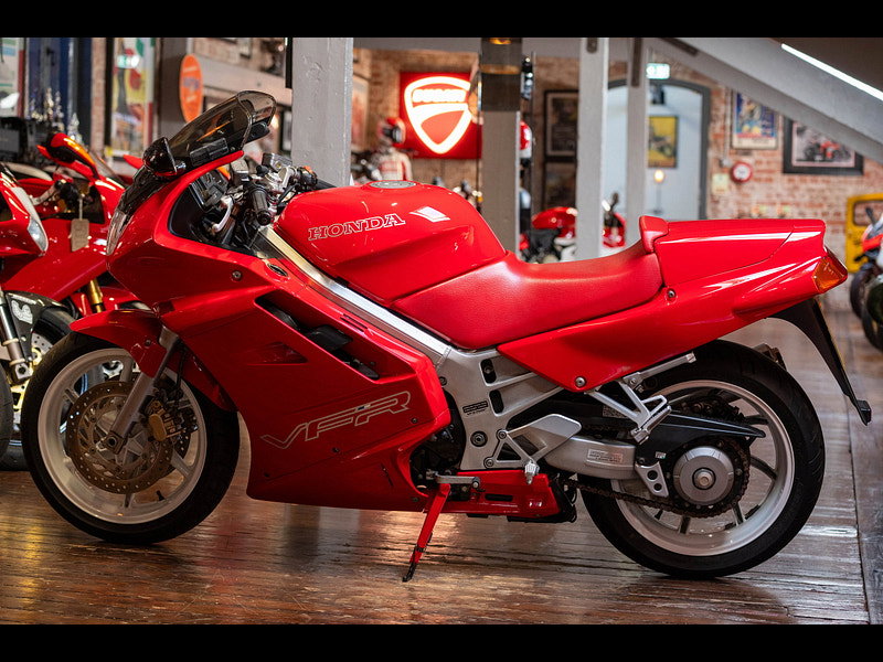 Honda VFR750 *One Owner - Just 3,886 Miles From New* 0dr  2026