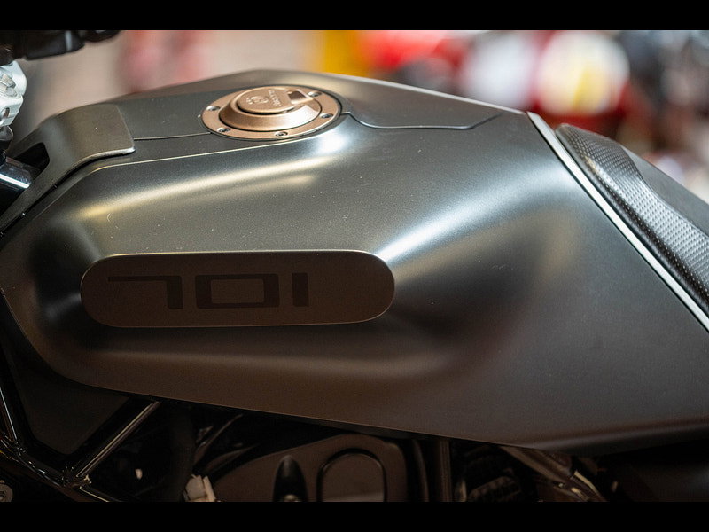 HUSQVARNA Svartpilen 701 *Akrapovic Exhaust - Low Mileage* 0dr Manual 2026