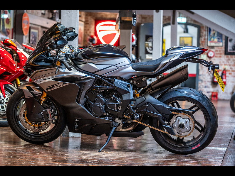 Mv agusta F3 800 Competizione *Rare Opportunity - Akrapovic* 0dr 2026