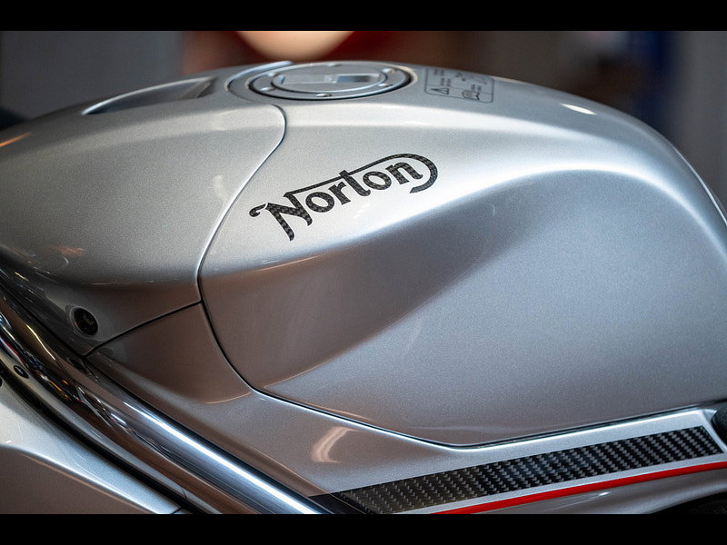 Norton V4 sv *One Owner - PDI Miles* 0dr Manual 2026
