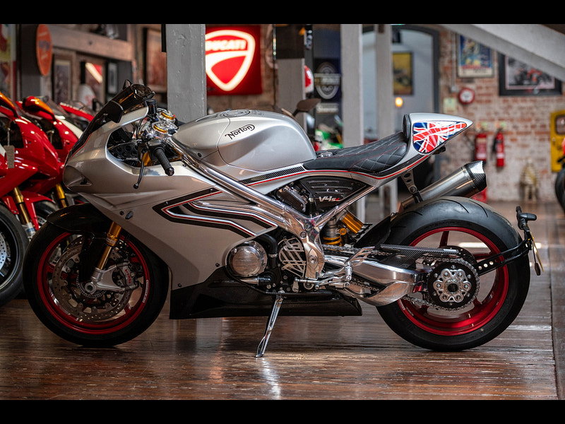 Norton V4 sv *One Owner - PDI Miles* 0dr Manual 2026