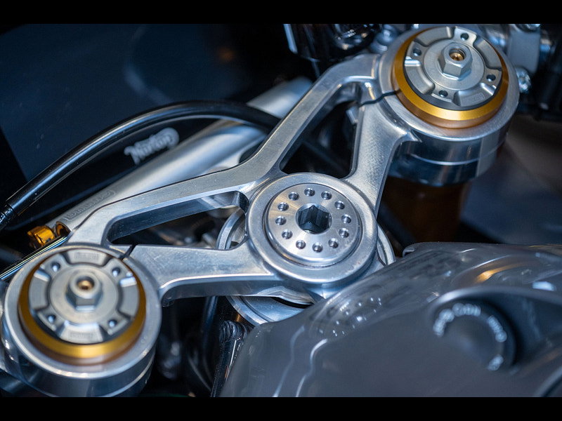 Norton V4 sv 1200 *PDI Miles* 0dr Manual 2026