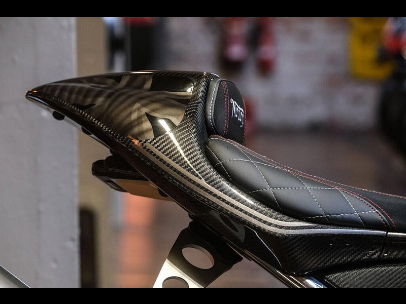 Norton V4 sv Norton V4 SV *Carbon* 0dr Manual 2026