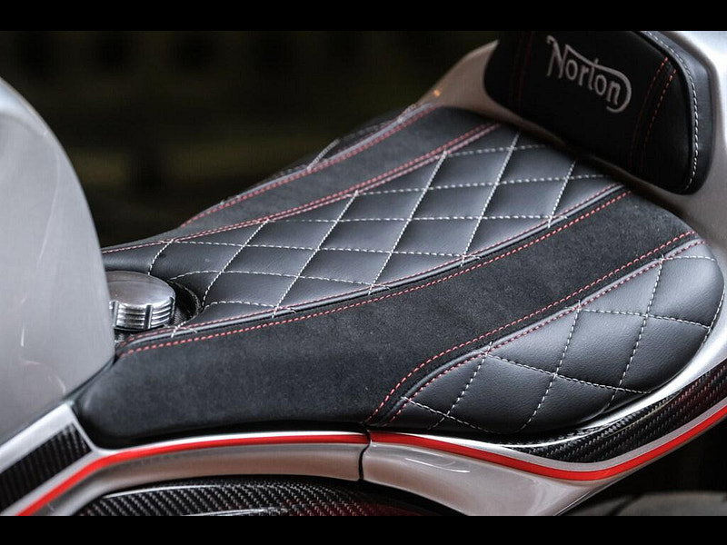 Norton V4 sv V4 SV Manx Silver Delivery Miles 0dr Manual 2026