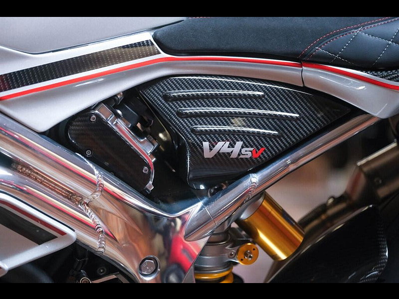 Norton V4 sv V4 SV Manx Silver Delivery Miles 0dr Manual 2026