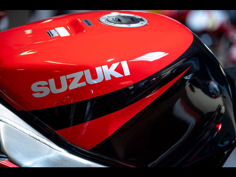 Suzuki Gsx-r1000 *K1 Stunning Low Mileage Example!* 0dr Manual 2026
