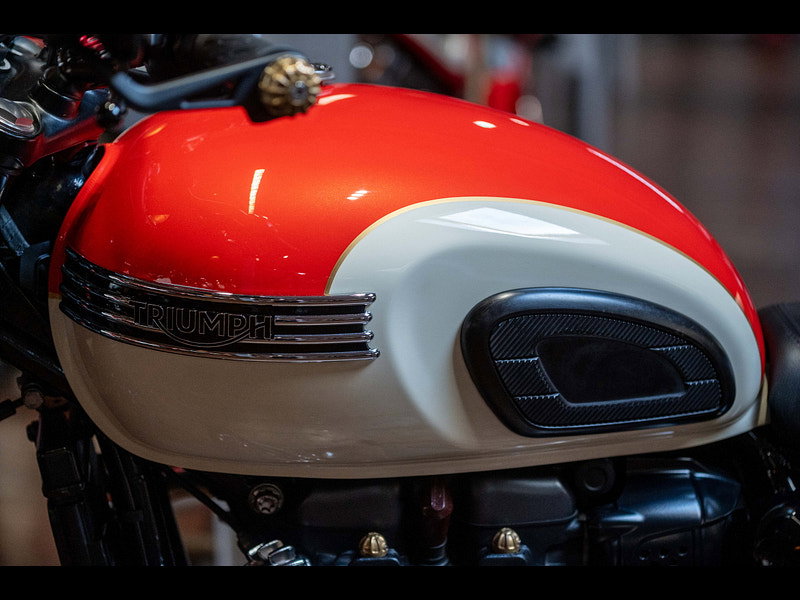 Triumph Bonneville T100 *Stunning Example* 0dr Manual 2026