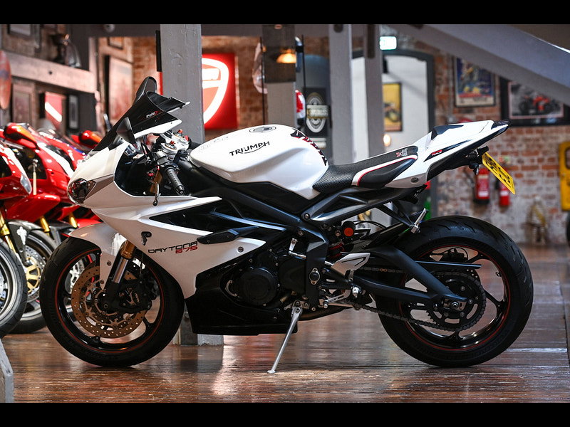 Triumph Daytona 675 *Arrow End Can - Stunning*  0dr Manual 2026