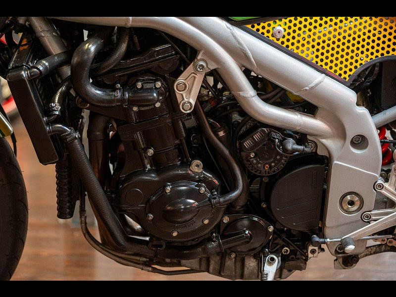 Triumph Daytona 955 Marling Cafe Racer 0dr Manual 2026