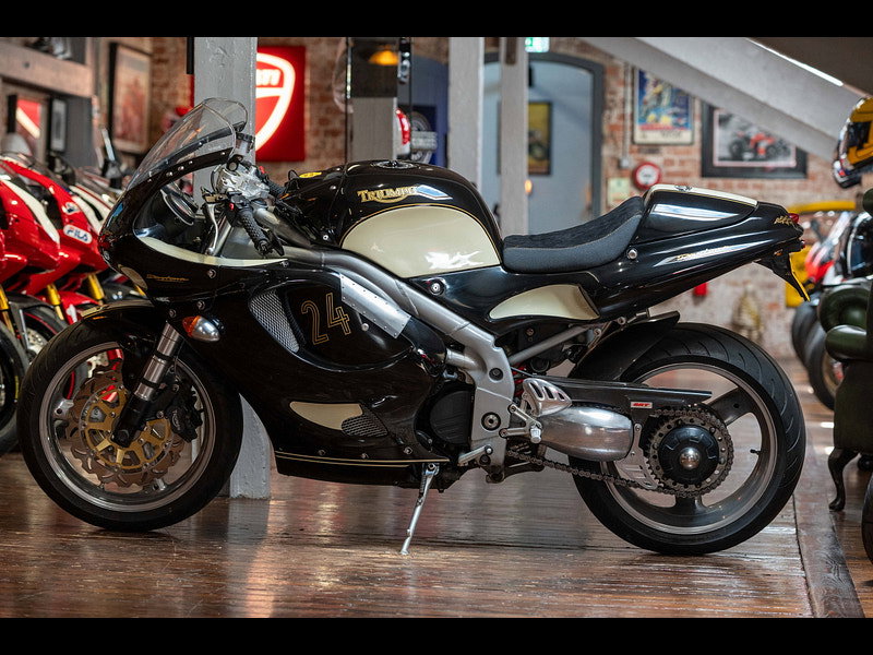 Triumph Daytona T595 Daytona T595 Classic Custom 0dr 2026