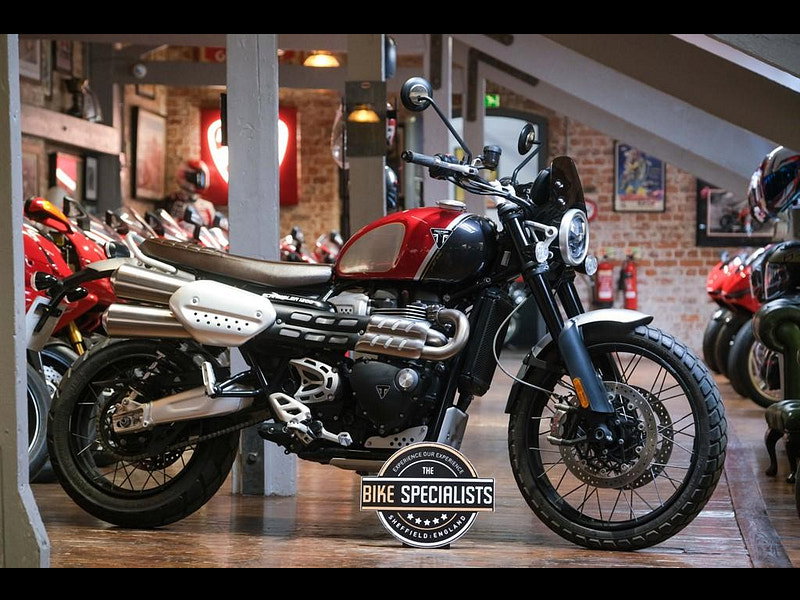 Triumph Scrambler 1200 1200 XC With Leather Soft Luggage Pannier 0dr Manual 2026