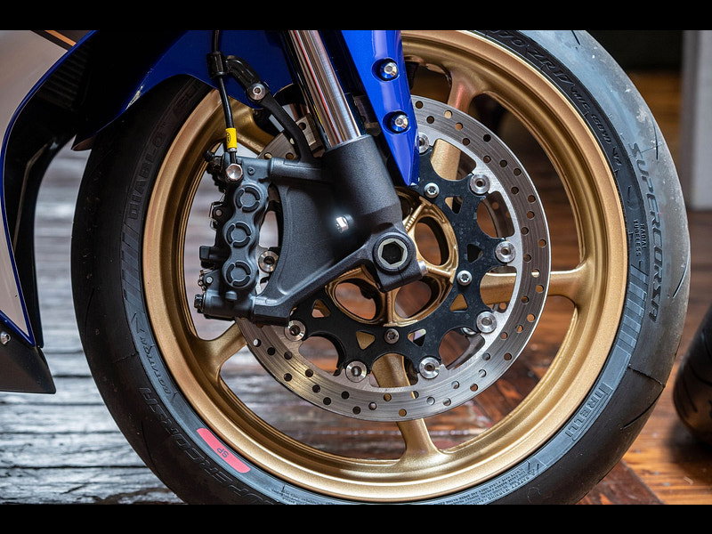 Yamaha R1 *Full Akrapovic Exhaust - Low Mileage* 0dr Manual 2026