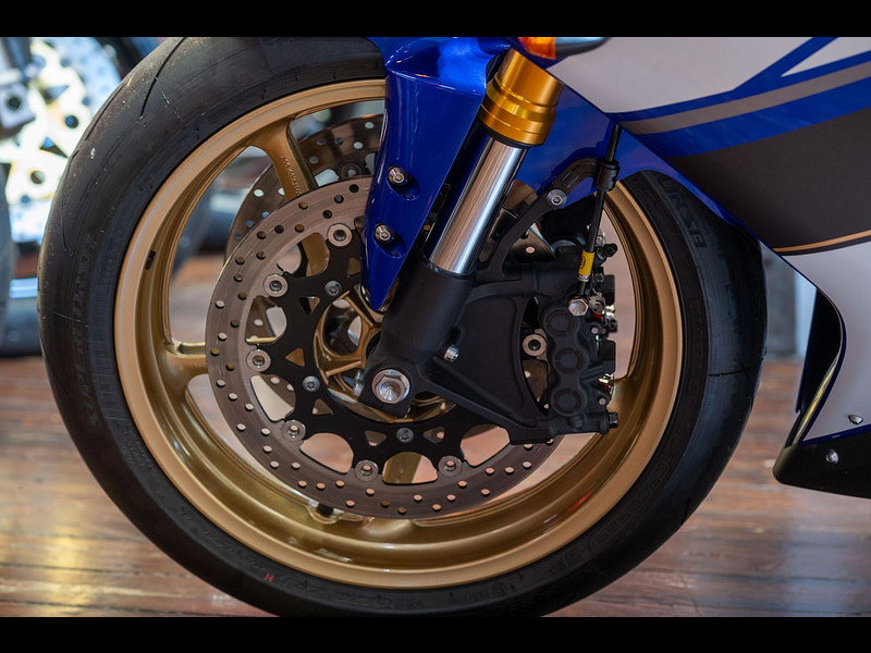 Yamaha R1 *Full Akrapovic Exhaust - Low Mileage* 0dr Manual 2026