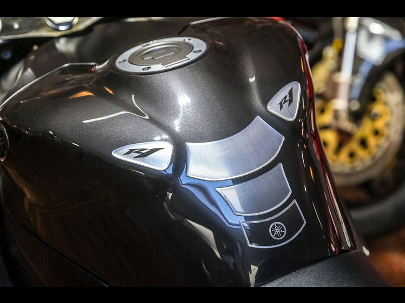 Yamaha R1 *Yamaha YZF R1 - Akrapovic End Cans* 0dr Manual 2026