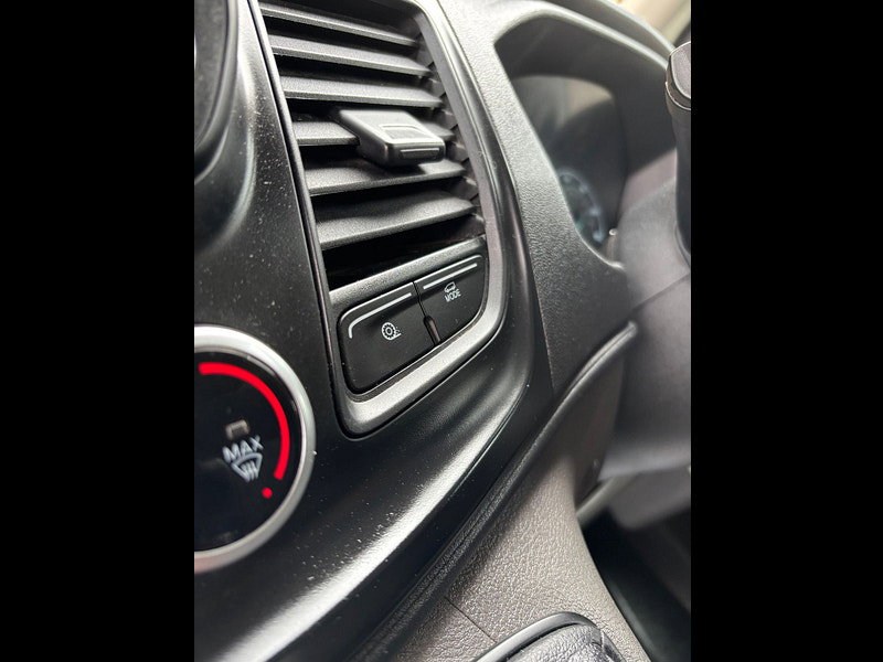 Ford Transit 2.0 350 EcoBlue Leader Panel Van 5dr Diesel Manual RWD L3 H2 Euro 6 (s/s) (130 ps)
