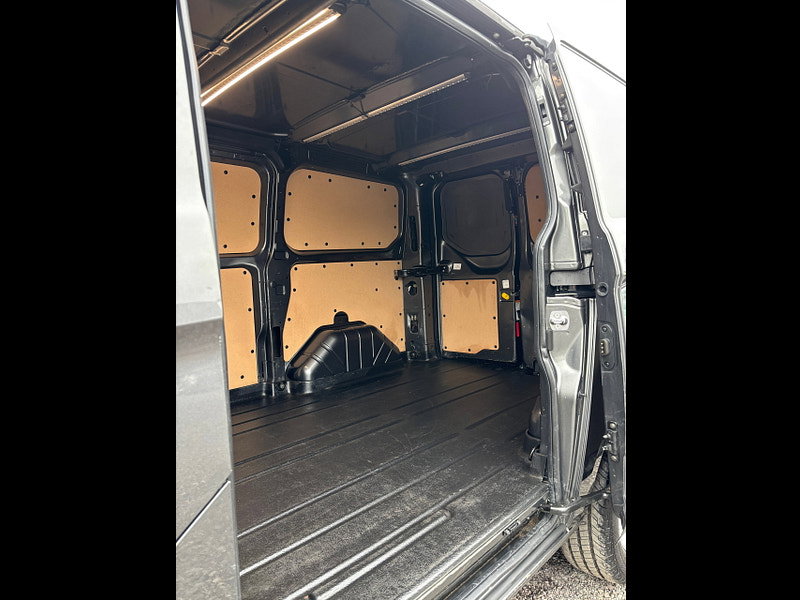 Ford Transit Custom 2.0 280 EcoBlue Limited Panel Van 5dr Diesel Manual L1 H1 Euro 6 (s/s) (130 ps)