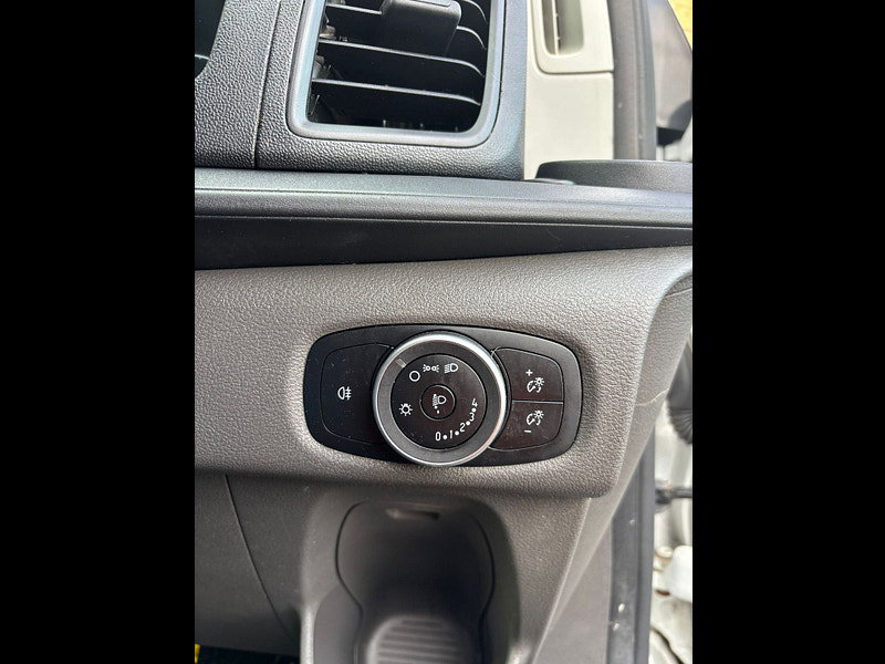 Ford Transit Custom 2.0 300 EcoBlue Leader Panel Van 5dr Diesel Manual L2 H2 Euro 6 (s/s) (130 ps)