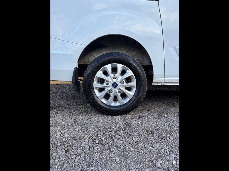 Ford Transit Custom 2.0 300 EcoBlue Limited Crew Van Double Cab 5dr Diesel Manual L1 H1 Euro 6 (s/s) (130 ps)