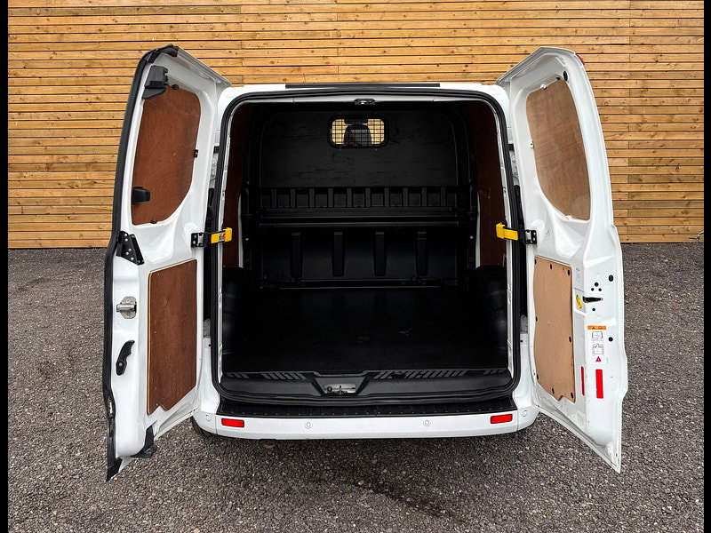 Ford Transit Custom 2.0 300 EcoBlue Limited Crew Van Double Cab 5dr Diesel Manual L2 H1 Euro 6 (s/s) (130 ps)